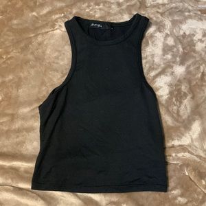 small black tank top